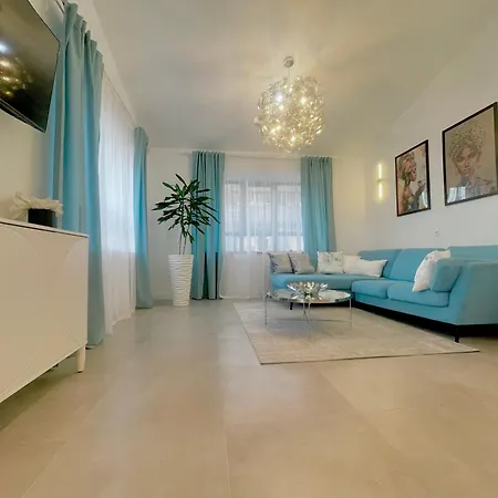 Apartment 53 Penthouse With View *